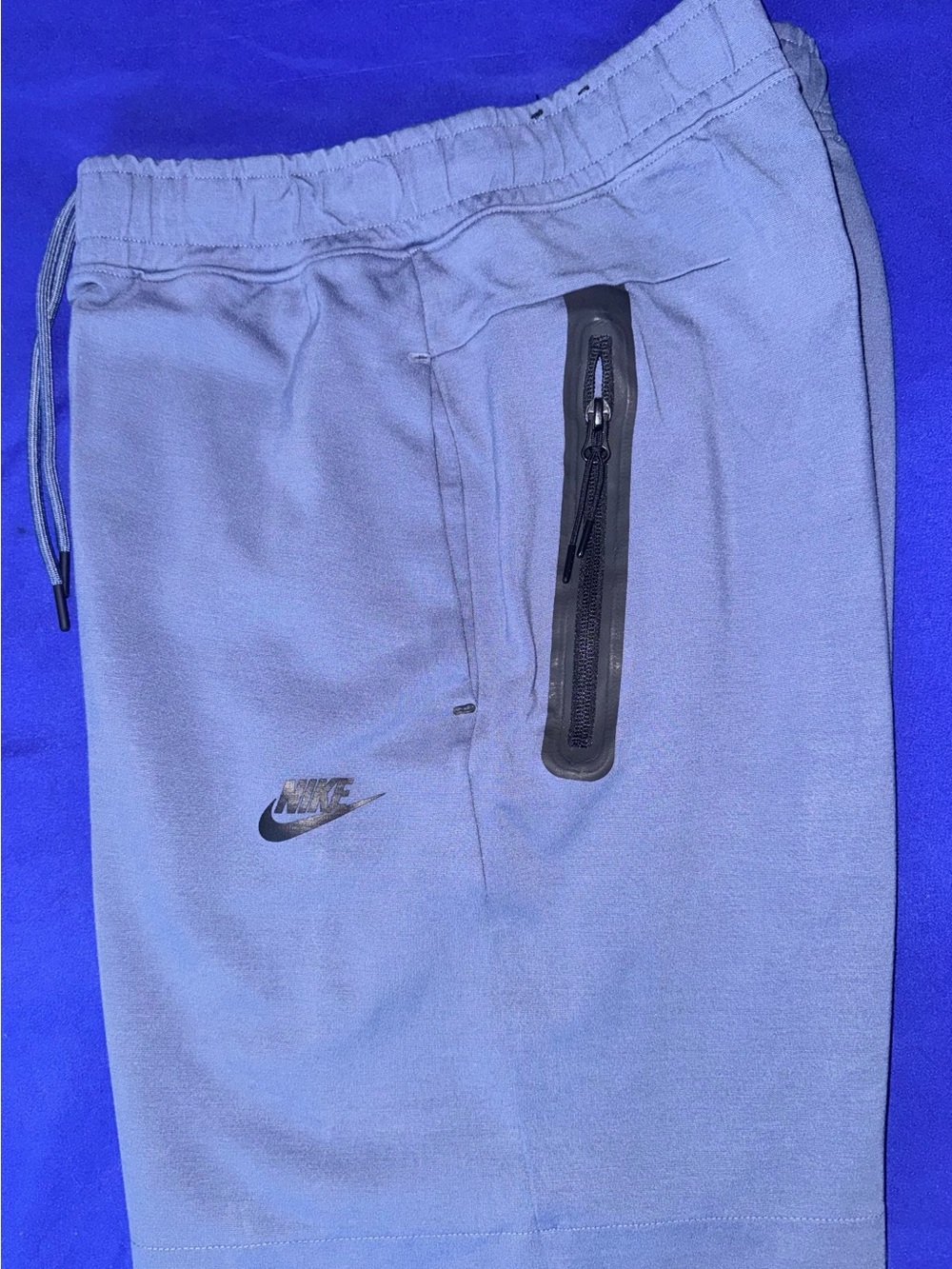 Men’s Nike Blue Tech Fleece with Black Zipper & Side Pockets Size M